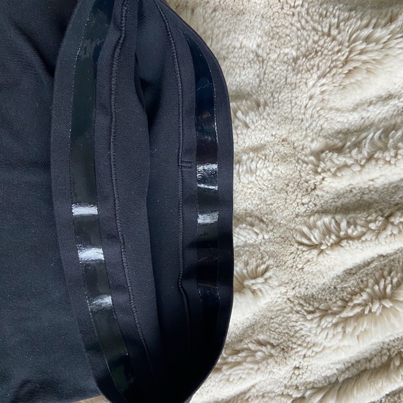 Skims Black High Waisted Booty Sculpting Briefs - Picture 3 of 7